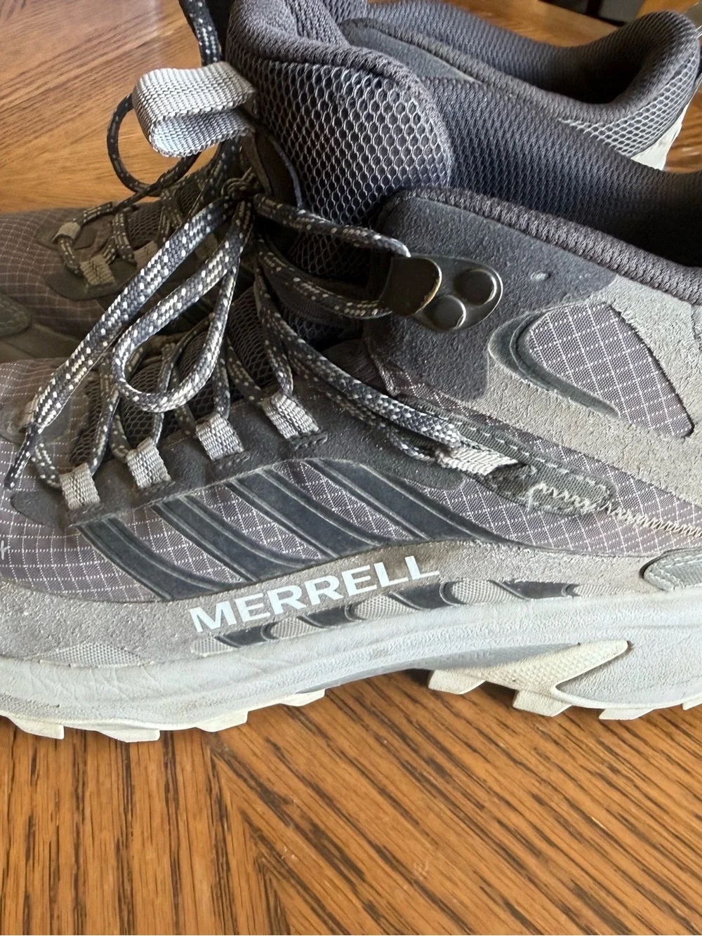 Merrell Moab Speed 2 Mid GORE-TEX Hiking Boots-Men's/ Kids SIZE 7 (Women’s 8.5?)